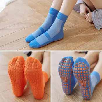 1 чифт чорапи, футболни спортни чорапи, нескользящие чорапи на пода, модерни къси памучни trampolines в силикон грах, нескользящий батут