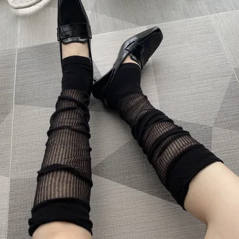 Дамски чорапи в прозрачна ивица с дължина до коляното