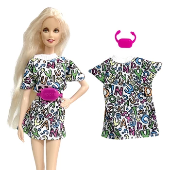 Официален комплект кукли NK от 2 теми в художествен стил: забавно рокля с надпис + розова поясная чанта за кукли Барби 1/6 Аксесоари за преобличане